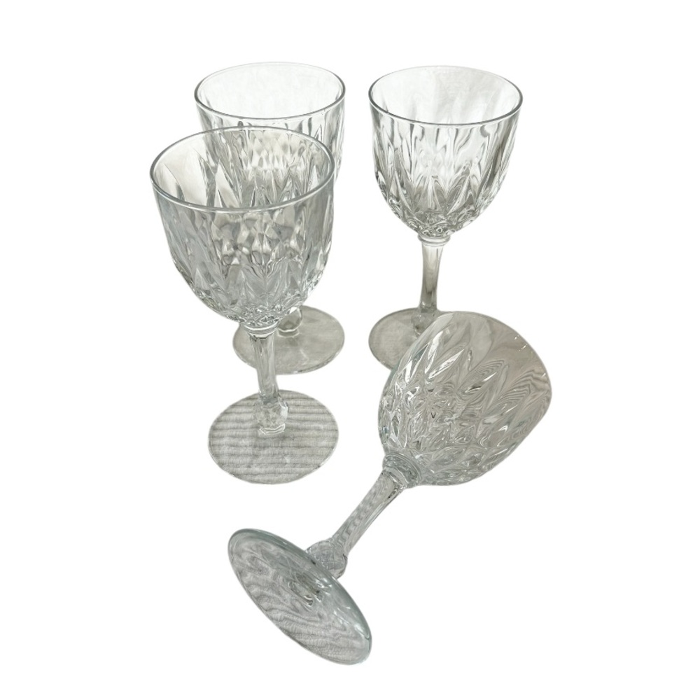 Crystal Style Goblet Wine Glasses Set of Four Made in France